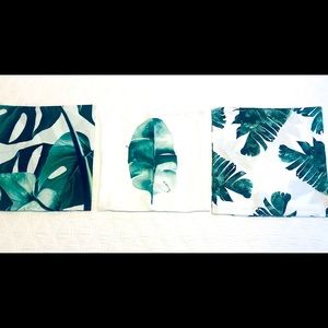 Pillow covers set (New no tags)